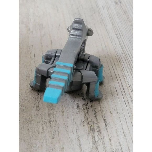 Lizard robot blue stripped Mattel rollerball 2015 toy figure - Picture 3 of 5